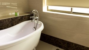 5 Benefits of an Acrylic Bathroom System